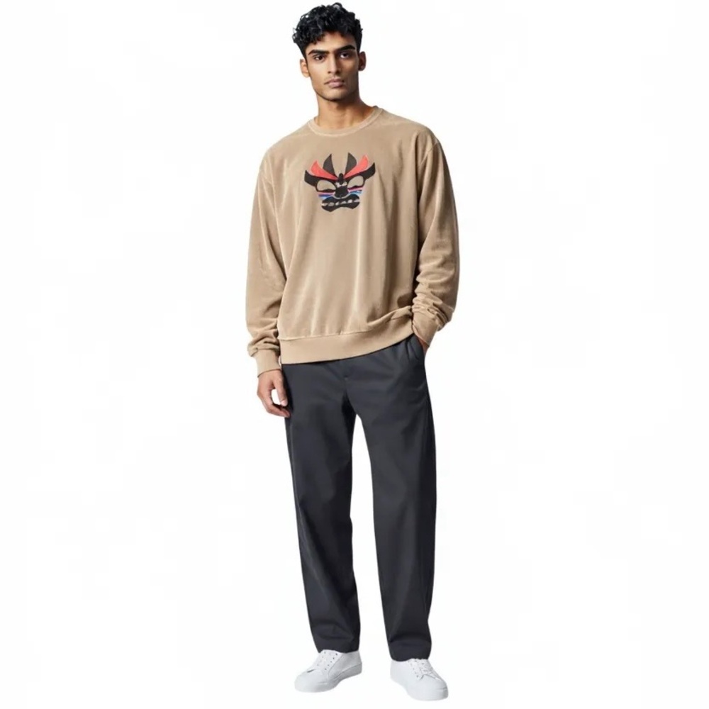 Qilo AKU Tan Embroidered Faux Suede Samurai Sweatshirt Men's Size Large